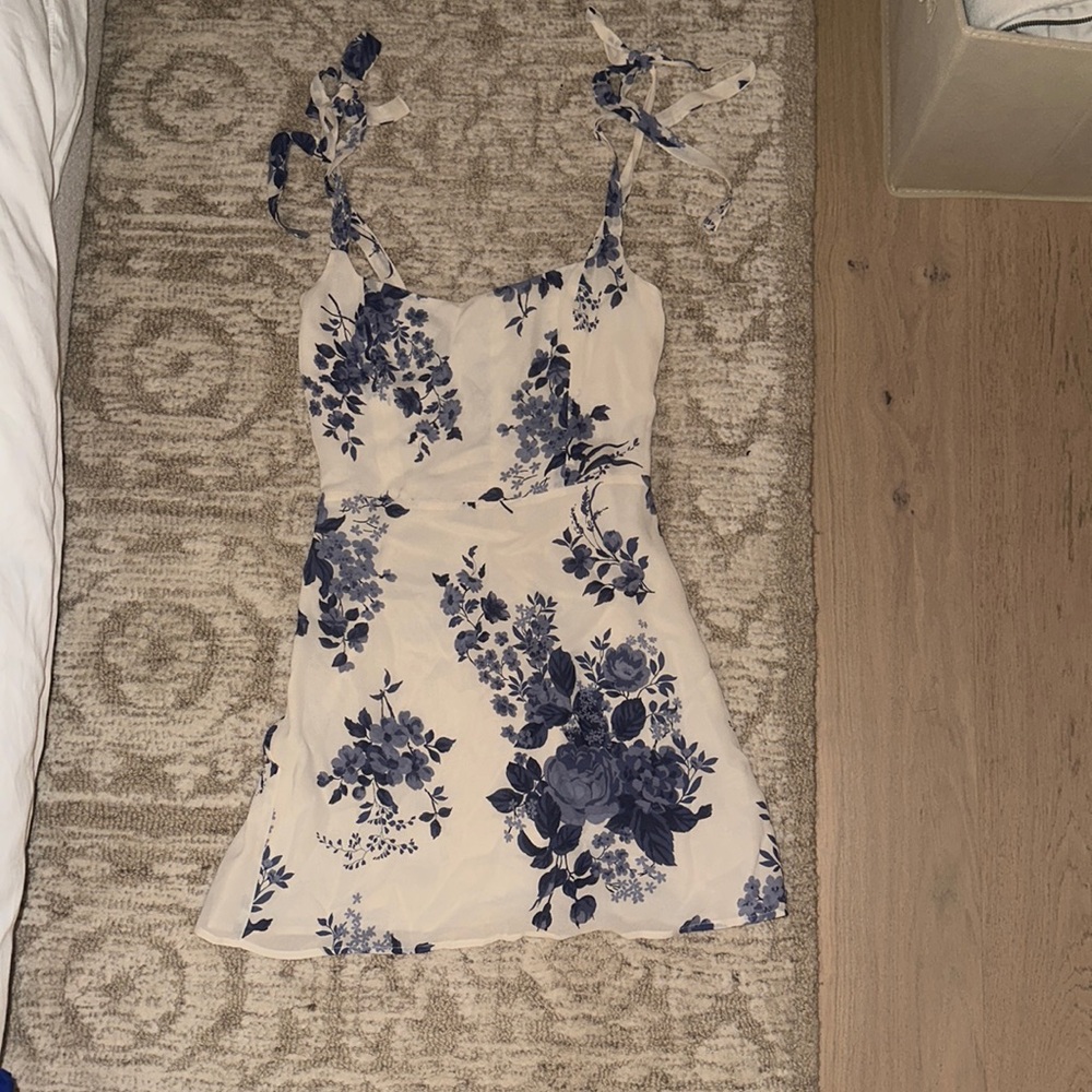 Reformation floral mini dress size 6